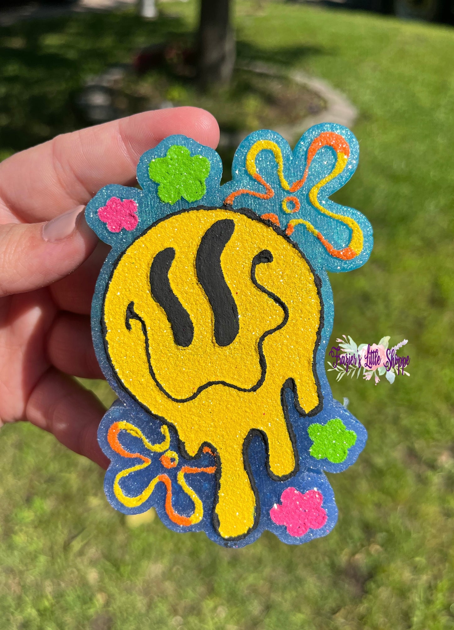 {Drippy Smileyface w Flowers} All Freshie Sizes