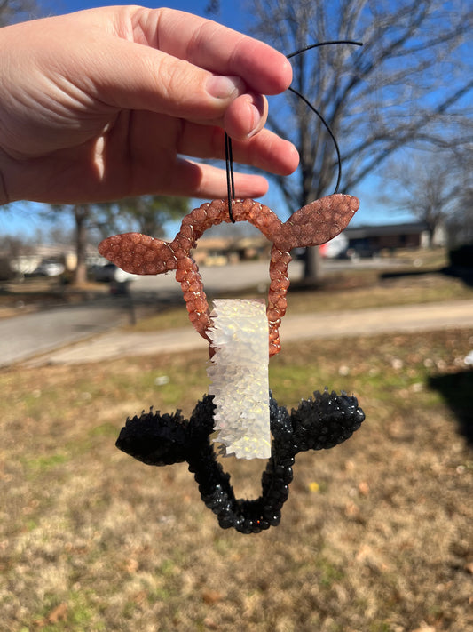 {chain cow} Small Medium Large Freshie Sizes