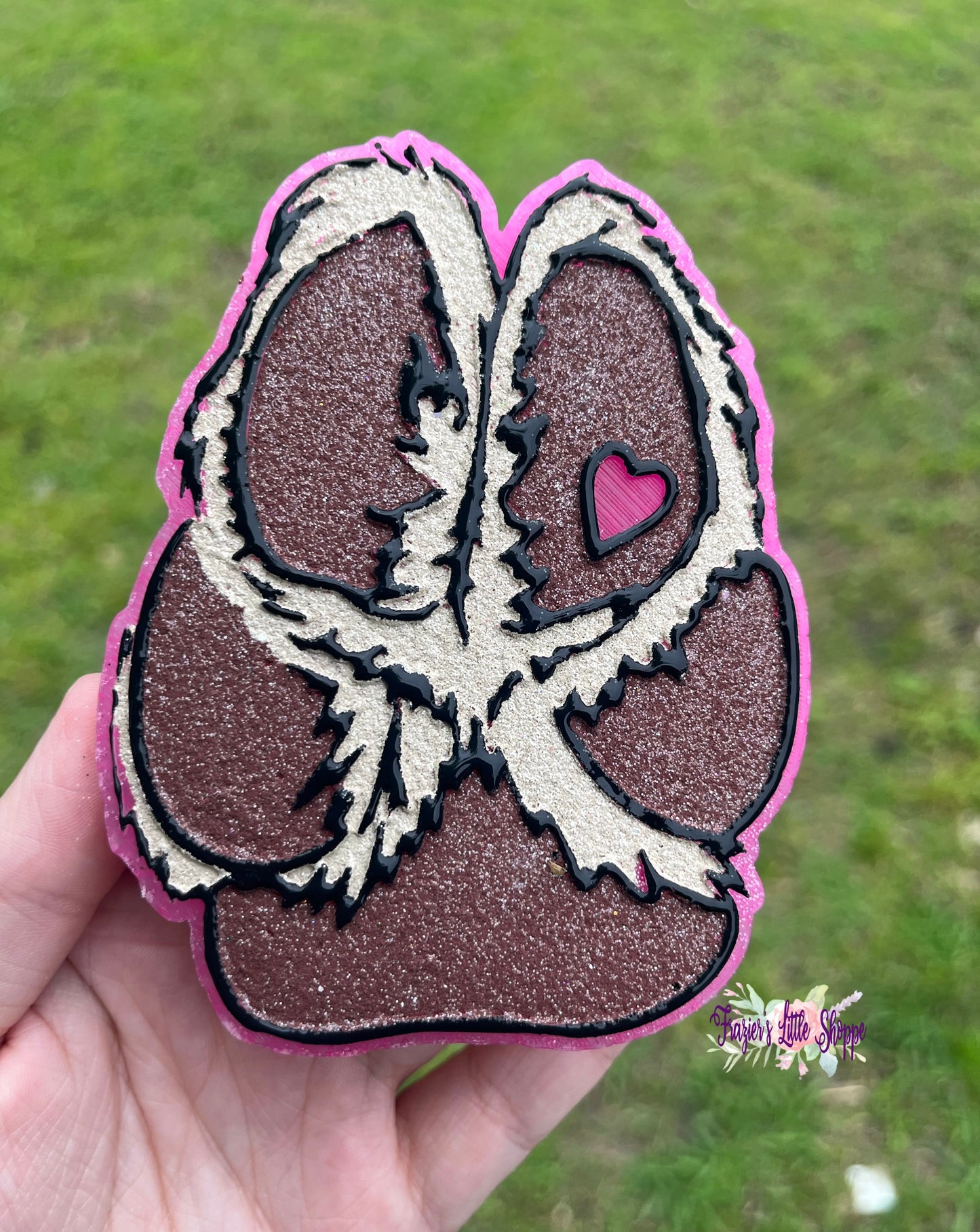 {paw print} Large Freshie