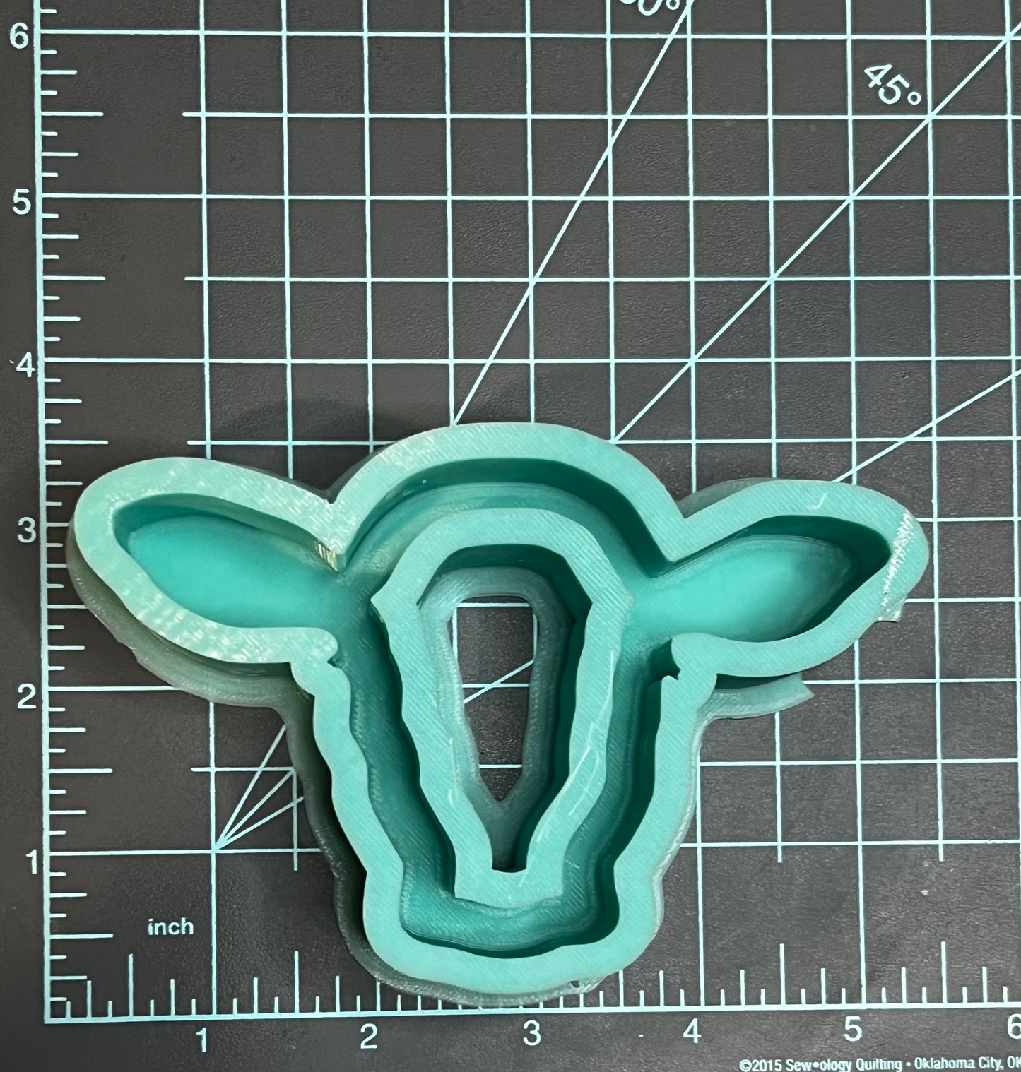 {Chain Cow} Silicone Mold