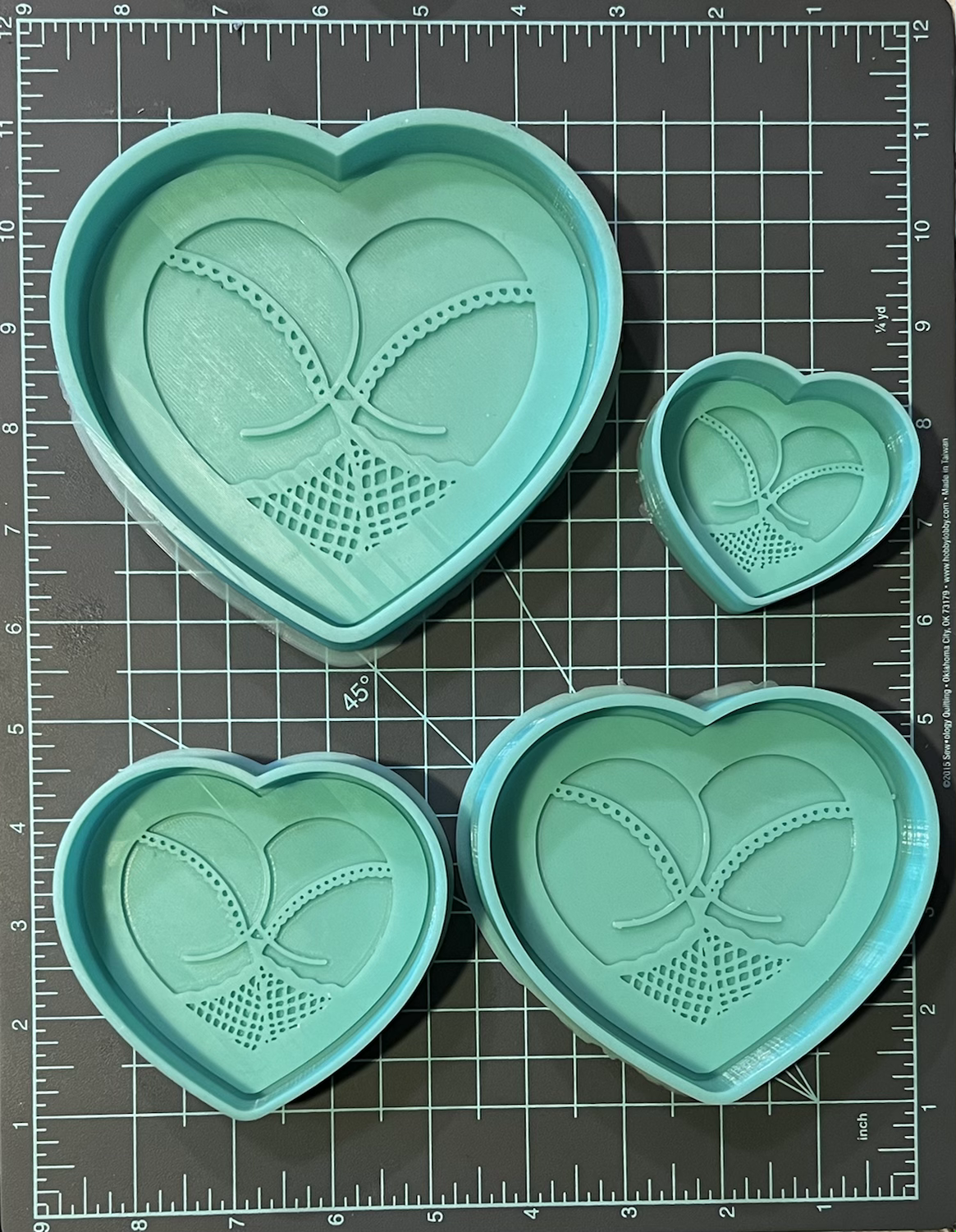{Lace & Fishnet Booty} Silicone Mold