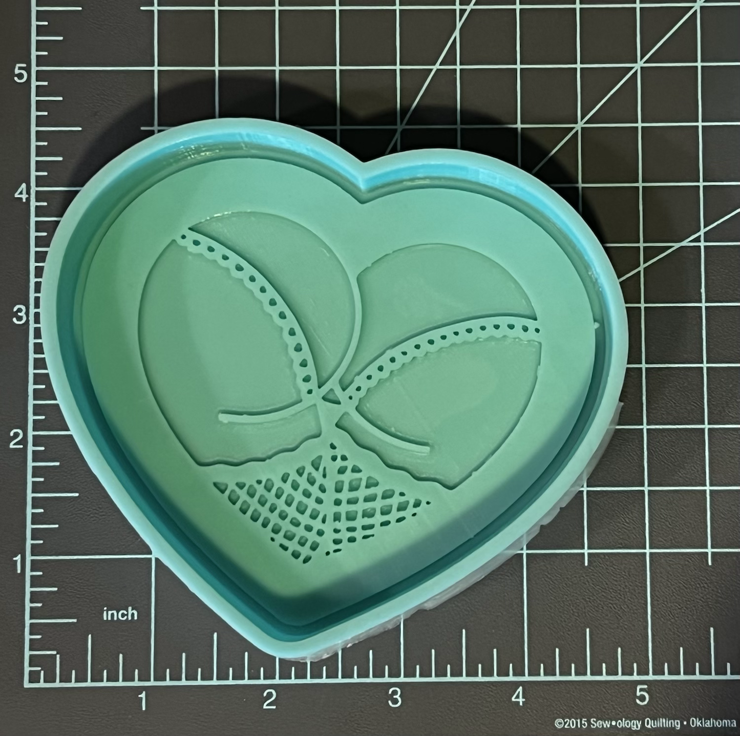 {Lace & Fishnet Booty} Silicone Mold