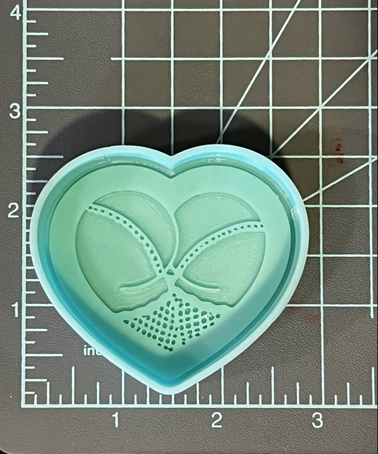 {Lace & Fishnet Booty} Silicone Mold