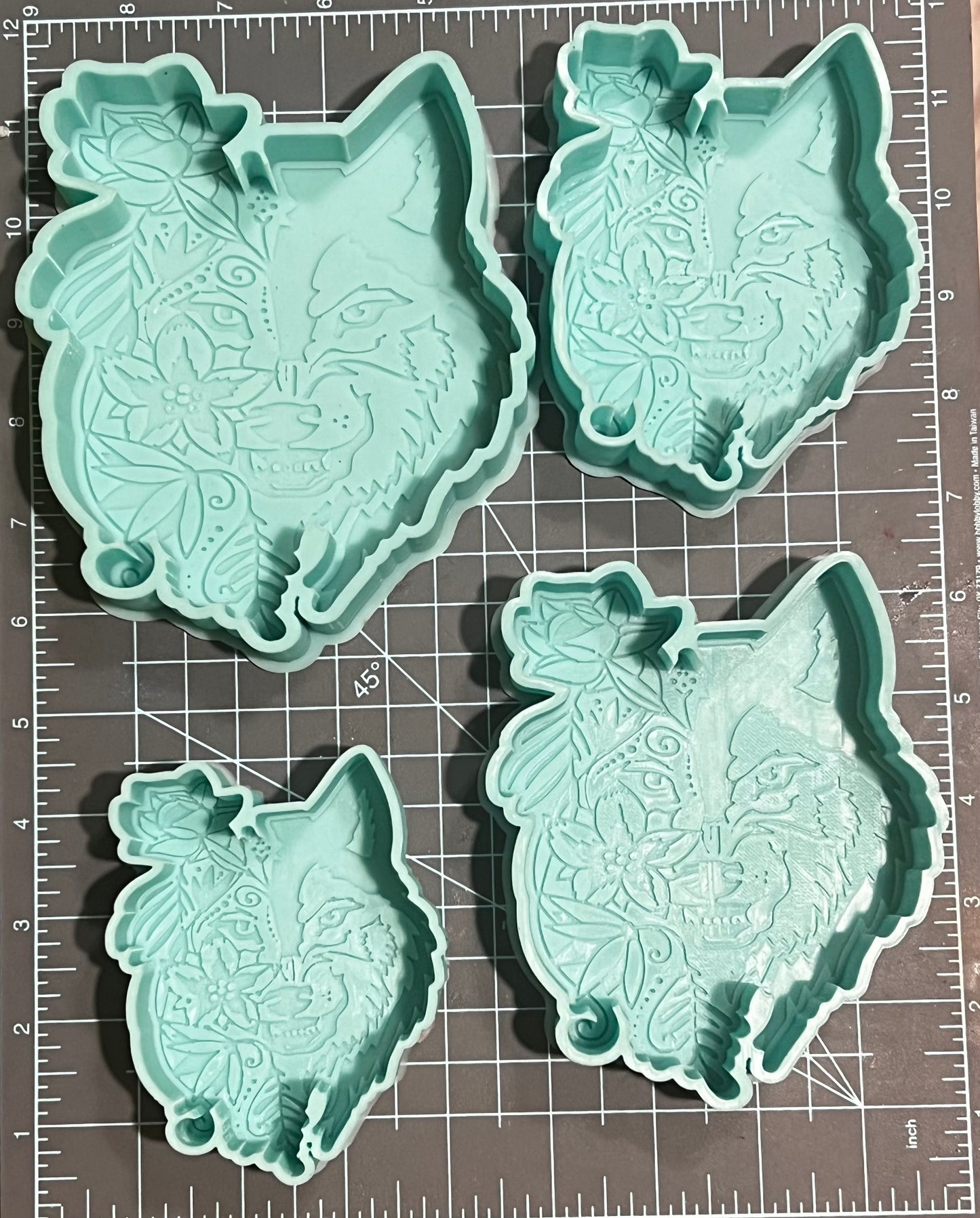 {Wolf Flower 1} Silicone Mold