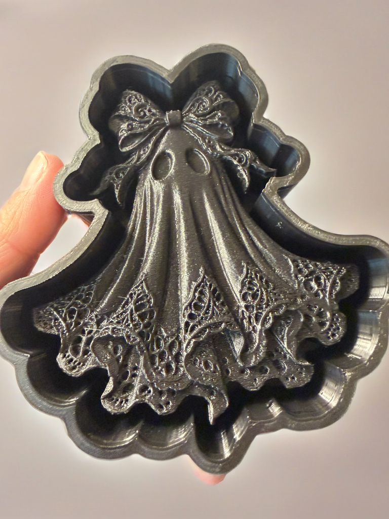 3D Lace Ghost with bow