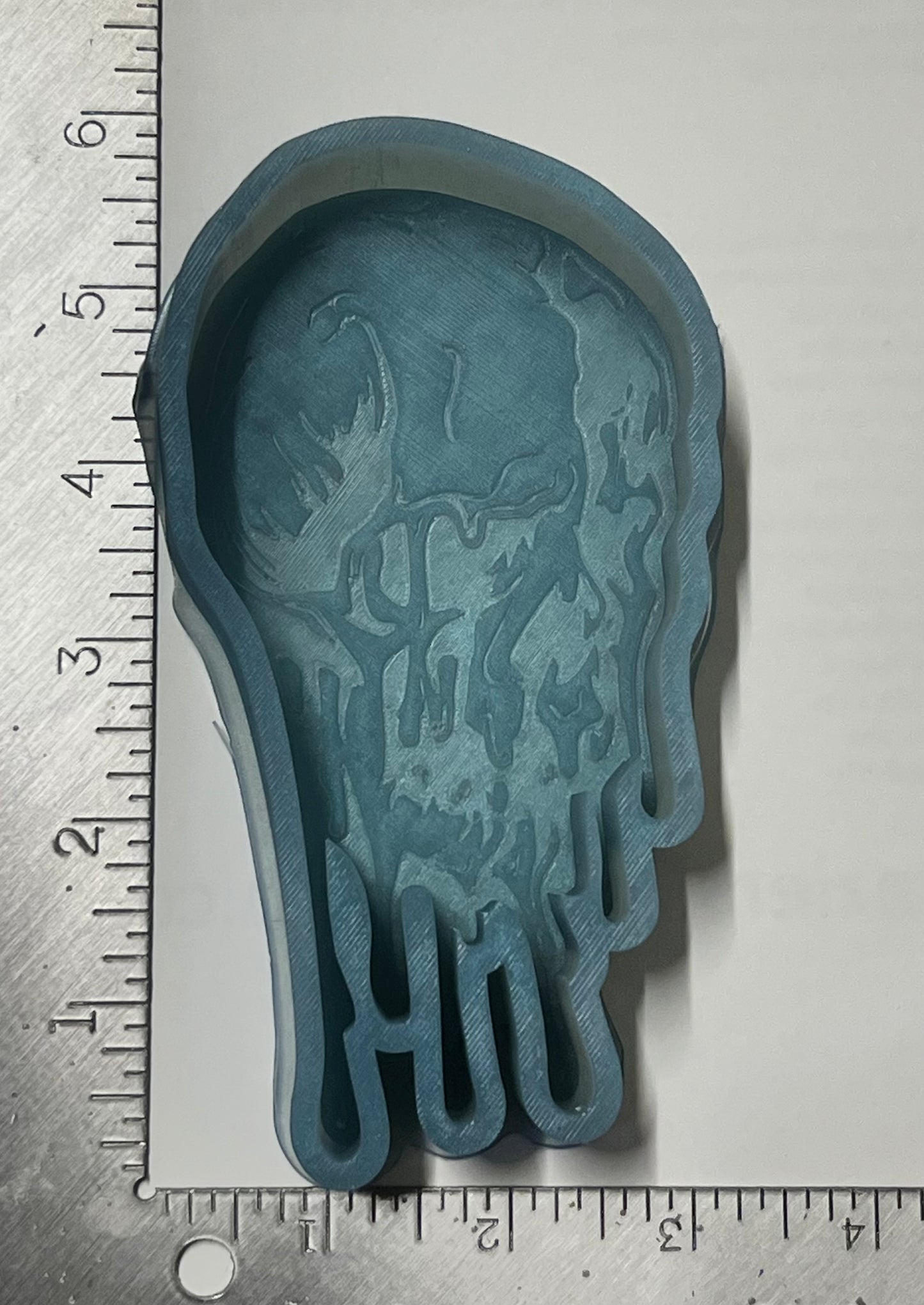 {melting skull} DBD Silicone Mold