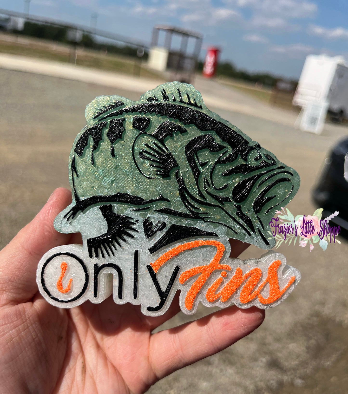 {Only Fins} Large Freshie