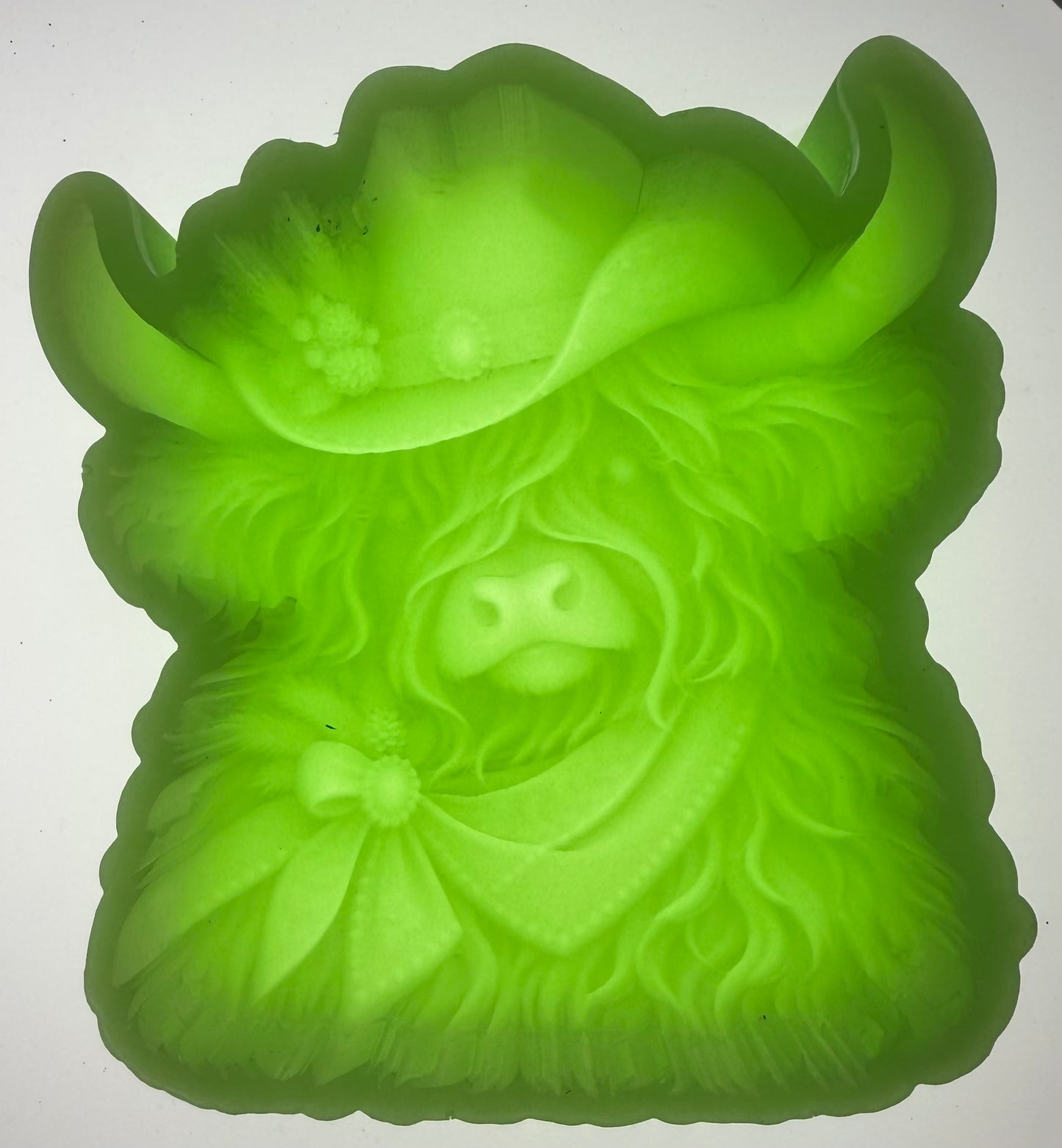 3d Highland cow w hat
