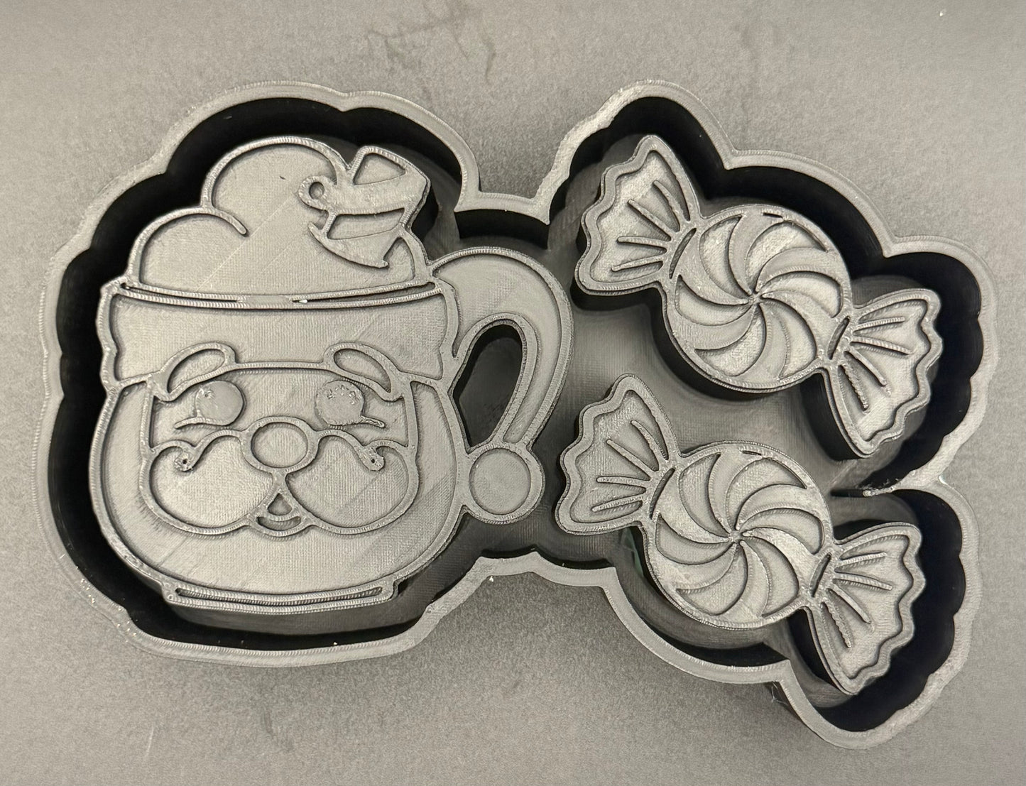 Santa cup and candy charm set