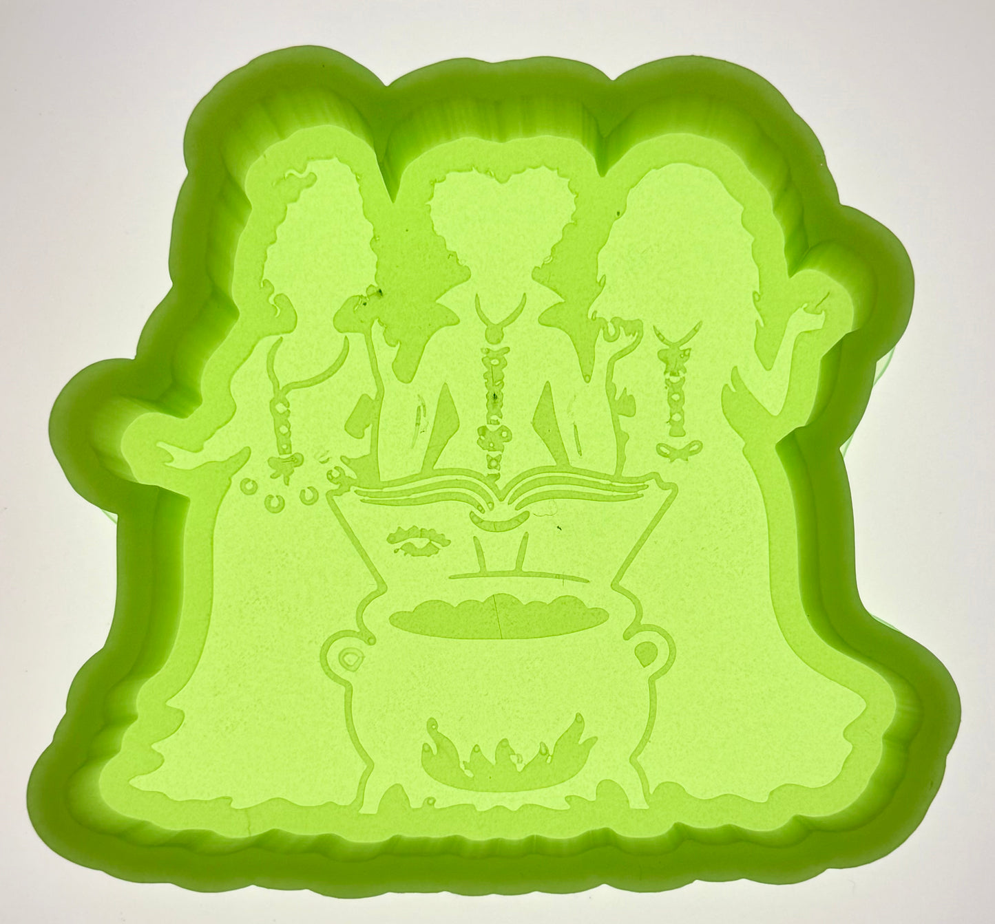Silhouette sisters silicone mold