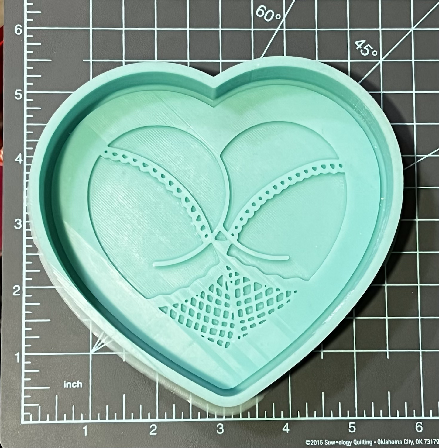 {Lace & Fishnet Booty} Silicone Mold
