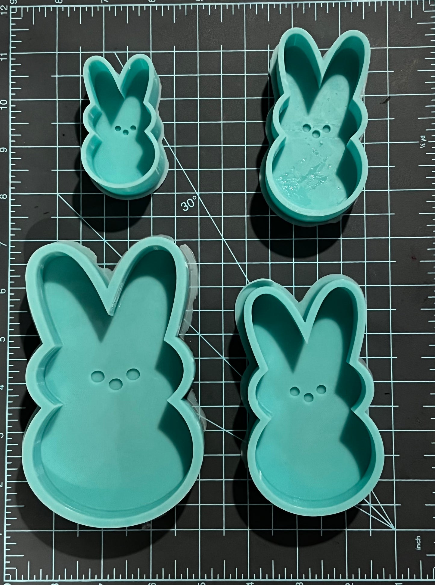 {Peep} Silicone Mold