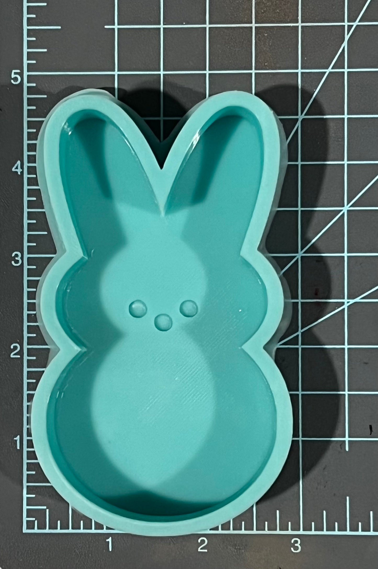 {Peep} Silicone Mold