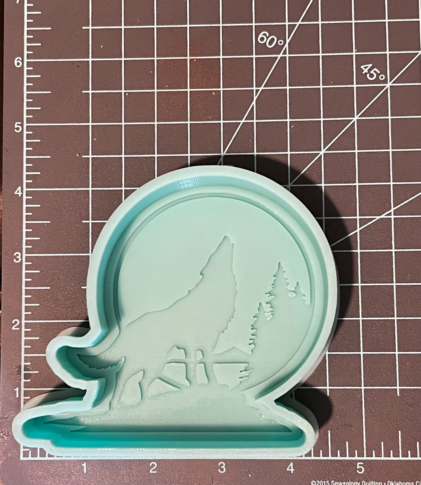 {Howling Wolf} Silicone Mold